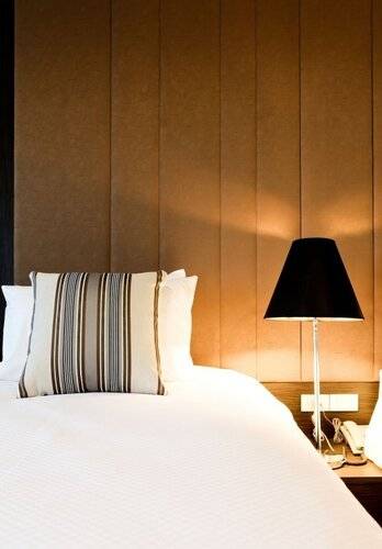 Crystal Suites Suvarnabhumi Airport