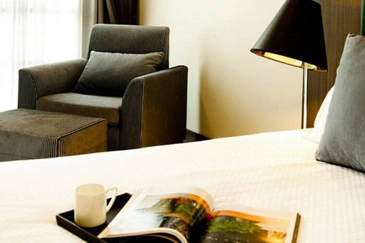 Crystal Suites Suvarnabhumi Airport