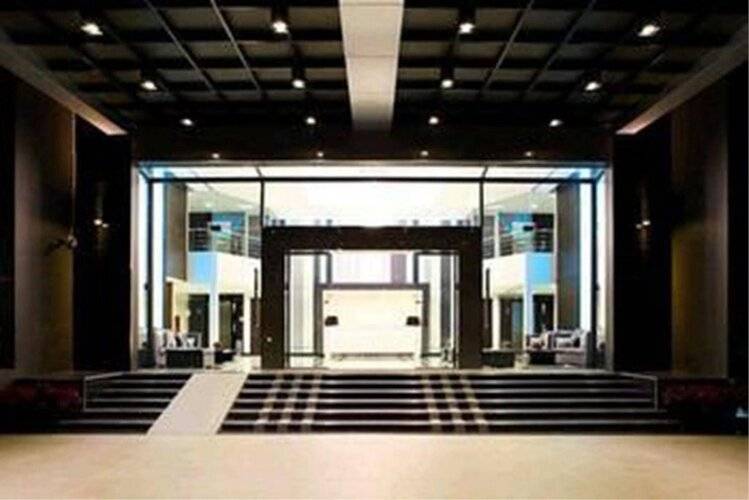 Crystal Suites Suvarnabhumi Airport