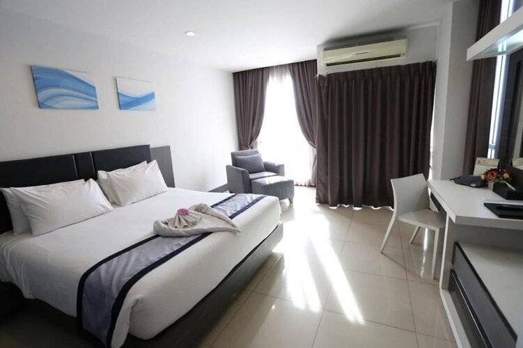 Crystal Suites Suvarnabhumi Airport