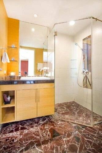 Urbana Sathorn Hotel