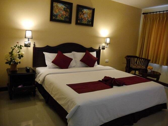 True Siam Rangnam Hotel