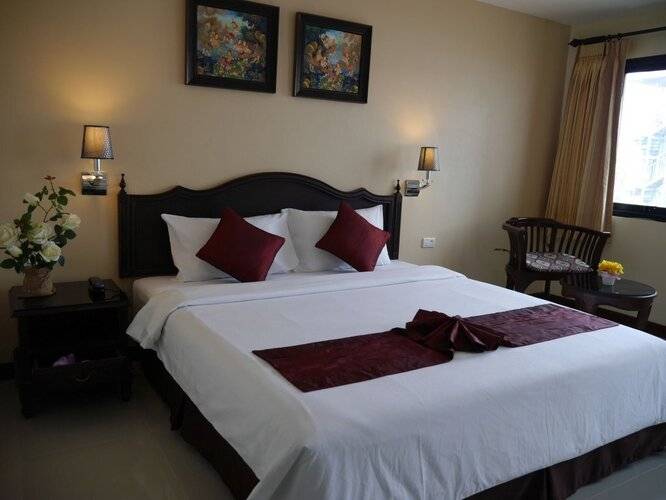 True Siam Rangnam Hotel