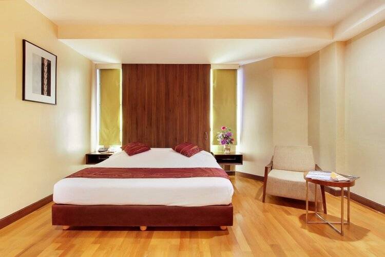 Bally Suite Silom