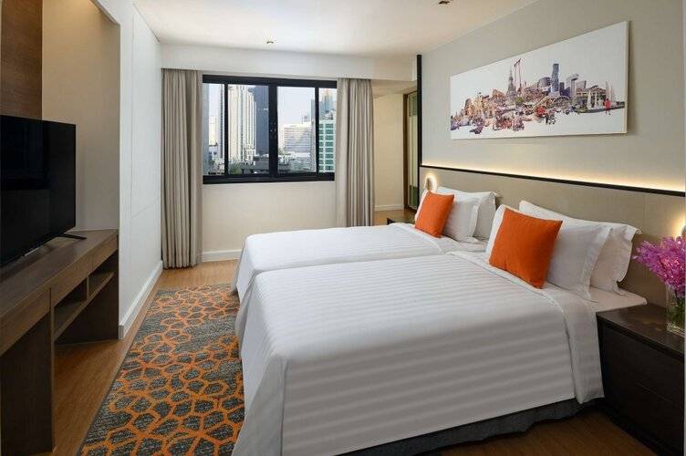 Parkroyal Suites Bangkok