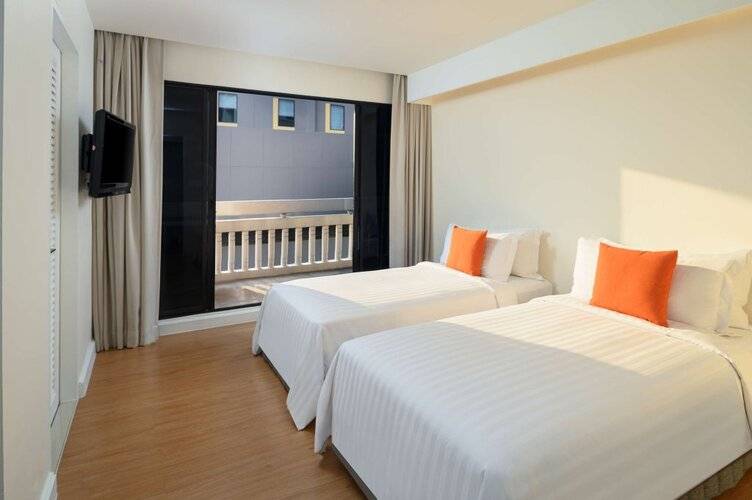Parkroyal Suites Bangkok