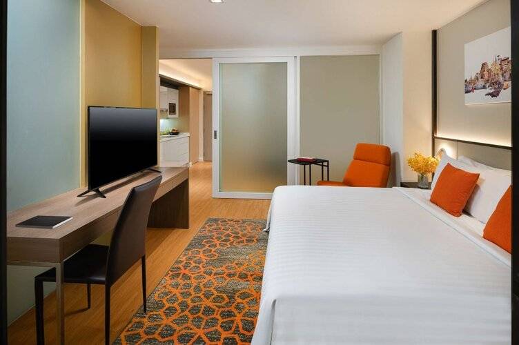 Parkroyal Suites Bangkok