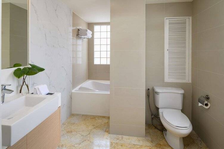 Parkroyal Suites Bangkok