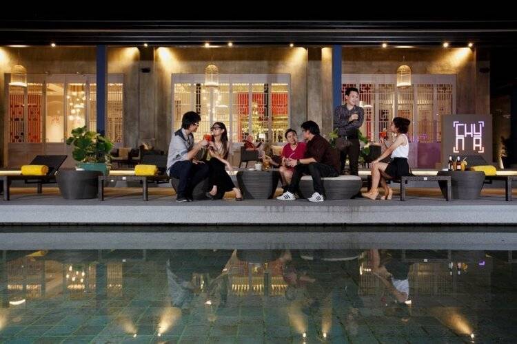 The Quarter Hualamphong by UHG