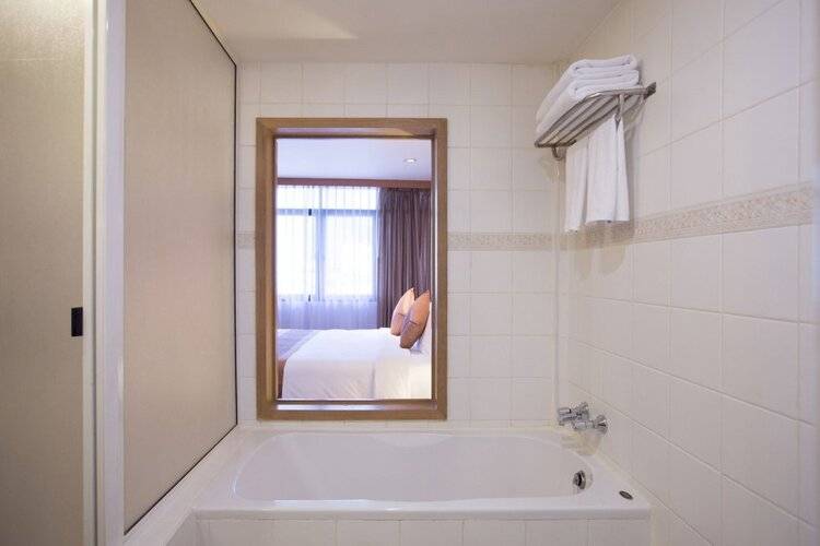 The Tarntawan Hotel Surawong Bangkok