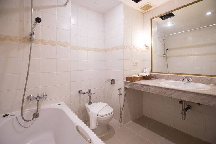 The Tarntawan Hotel Surawong Bangkok
