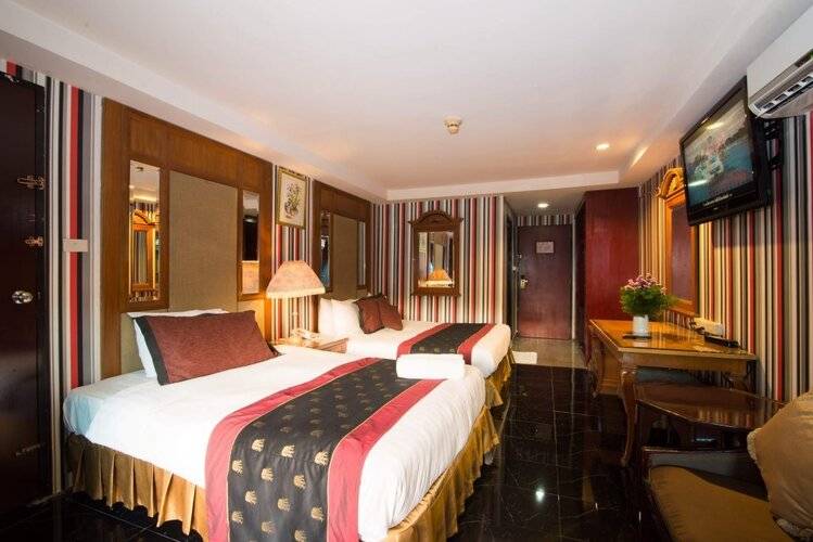 Diamond City Hotel