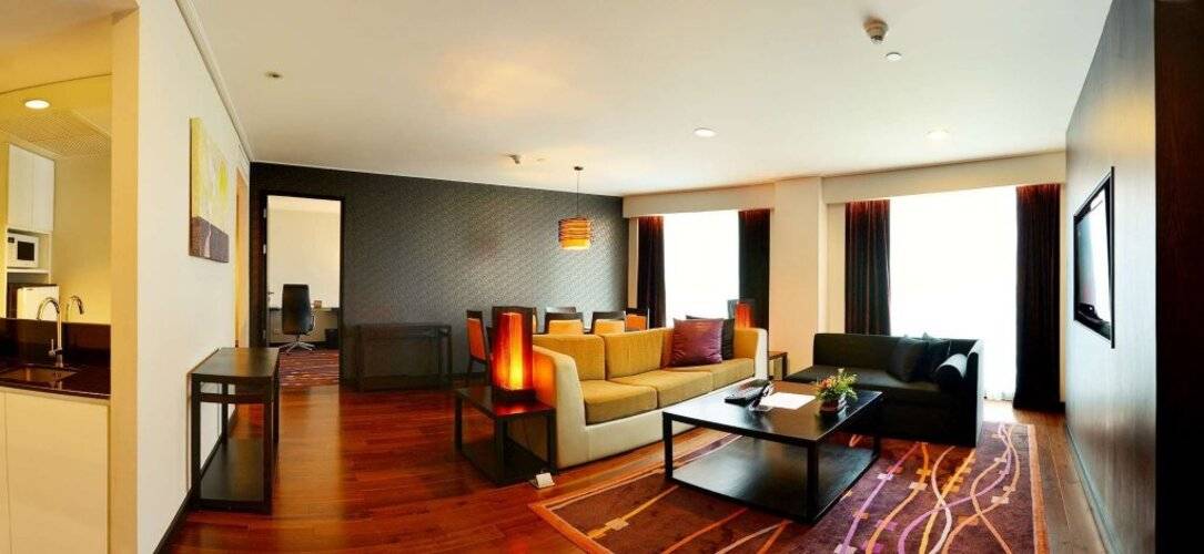Radisson Suites Bangkok Sukhumvit