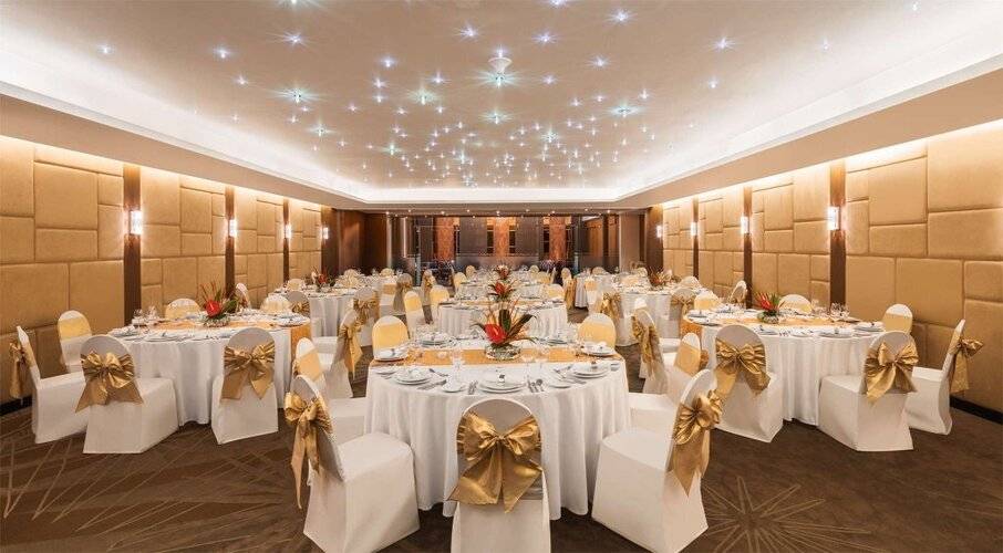Radisson Suites Bangkok Sukhumvit