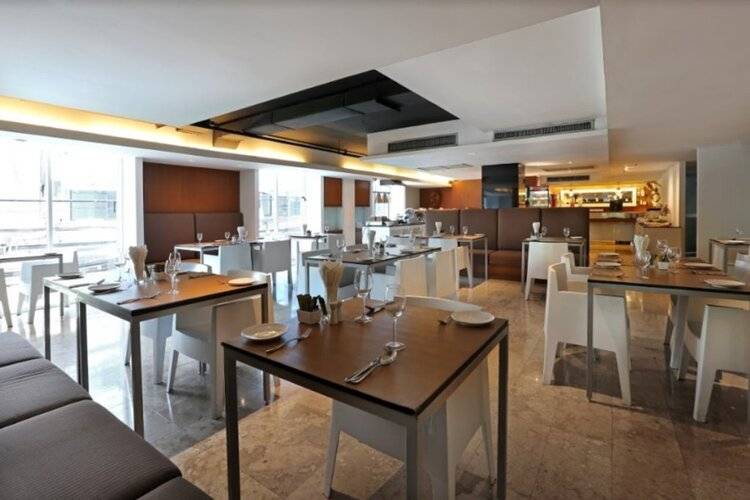 S15 Sukhumvit Hotel