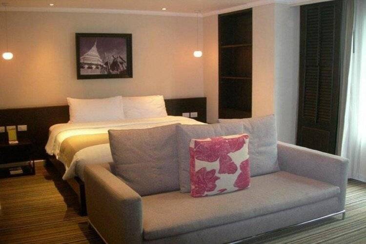 S15 Sukhumvit Hotel