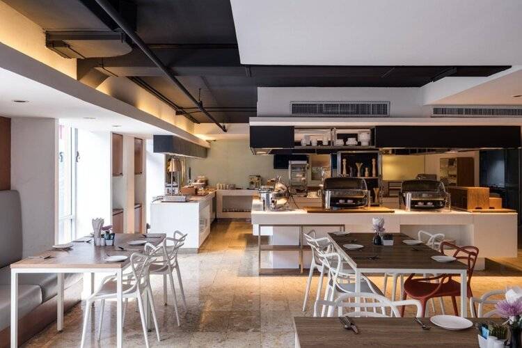 S15 Sukhumvit Hotel