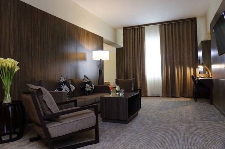 Louis' Tavern Hotel Don Muang
