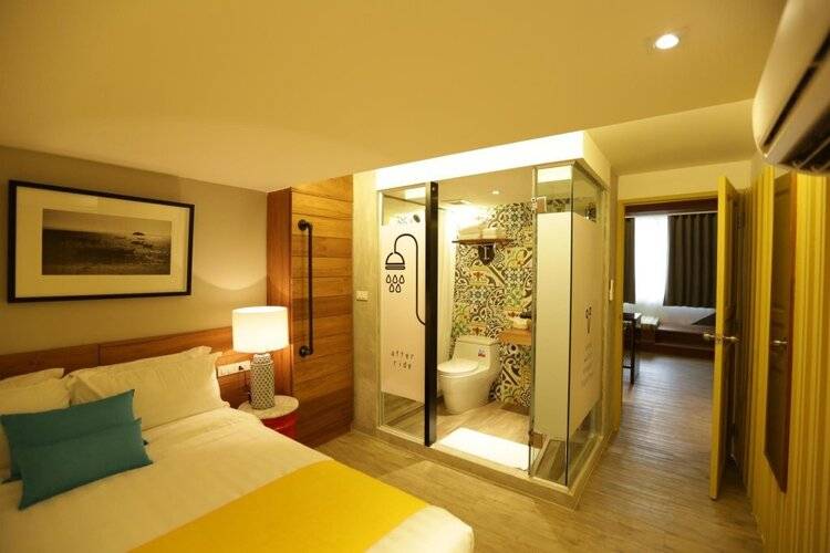 Nandha Hotel