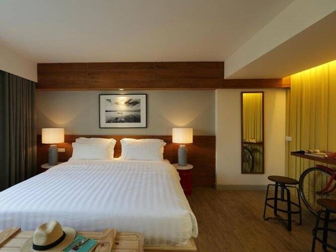 Nandha Hotel