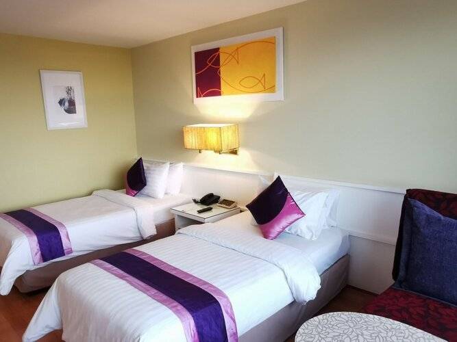 Tongtara Riverview Hotel