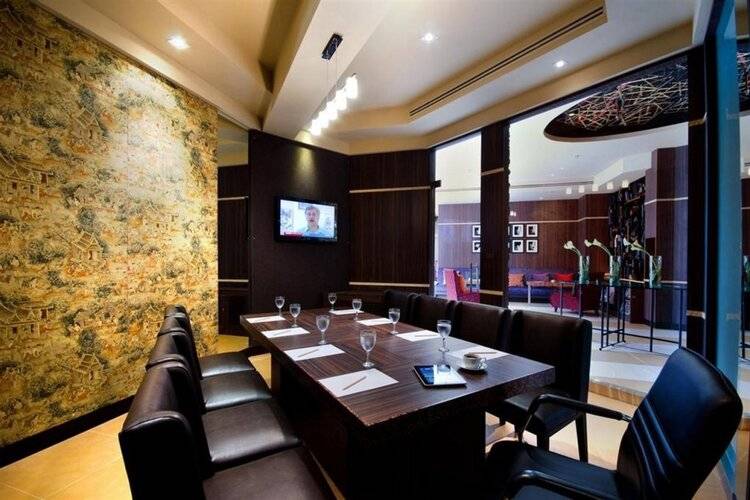 Tongtara Riverview Hotel