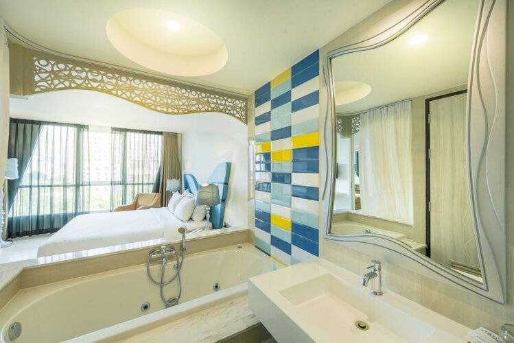 Le Tada Parkview Hotel