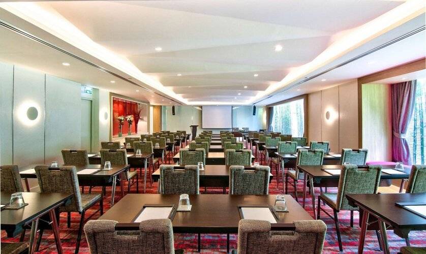Park Plaza Bangkok Soi 18