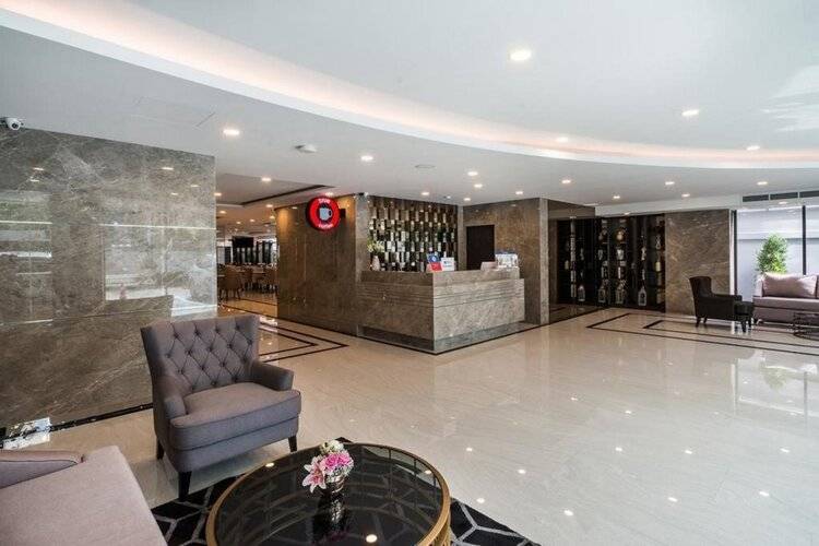 SureStay Plus Hotel by Best Western Sukhumvit 2
