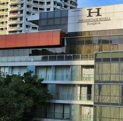 $item['hotel']['name']