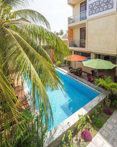 Rosy Villa Hotel