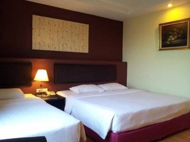 Atrium Boutique Hotel
