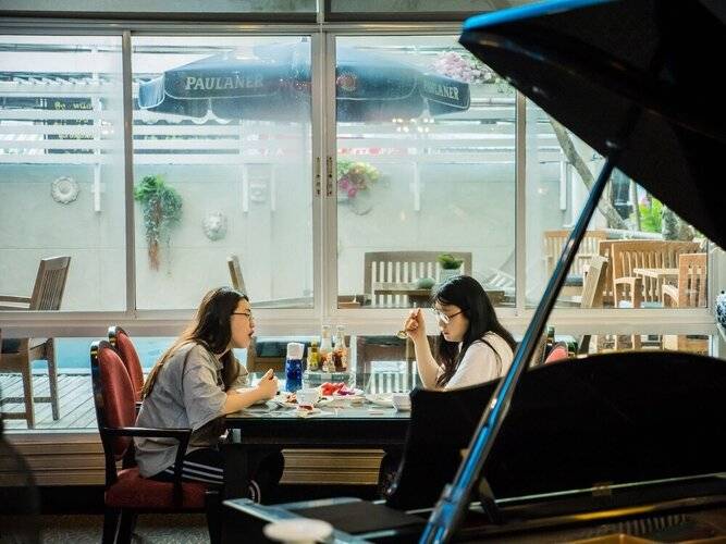 Atrium Boutique Hotel