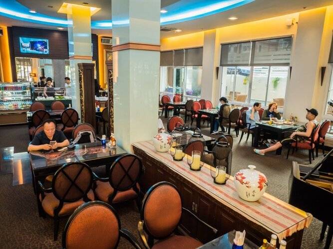 Atrium Boutique Hotel
