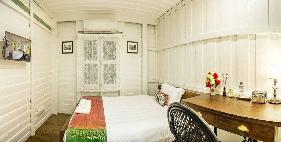 Baan Kachitpan (Adults Only 12+)