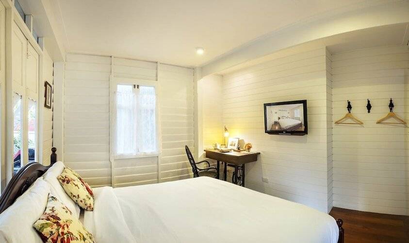 Baan Kachitpan (Adults Only 12+)