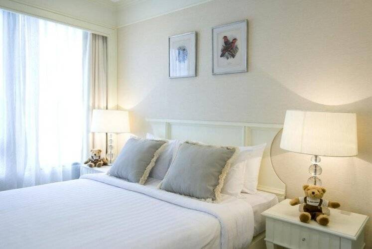Cape House Langsuan Hotel
