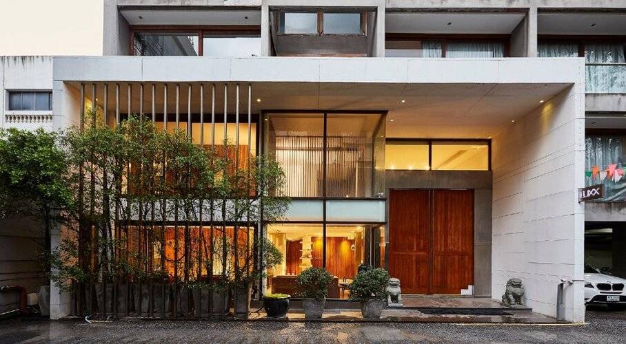 Luxx Langsuan Hotel