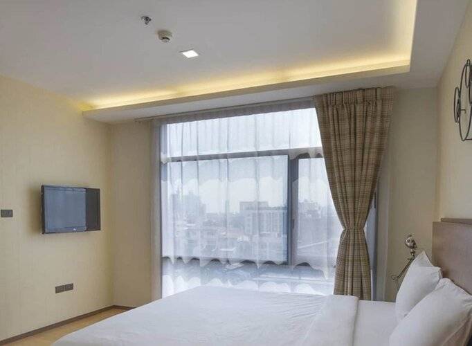 Marvin Suites
