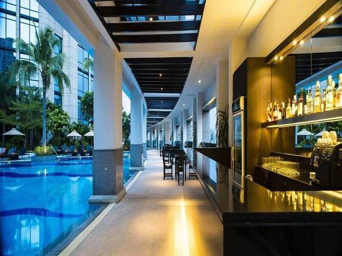 Emporium Suites by Chatrium