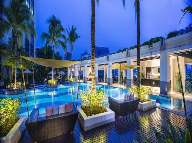 Emporium Suites by Chatrium