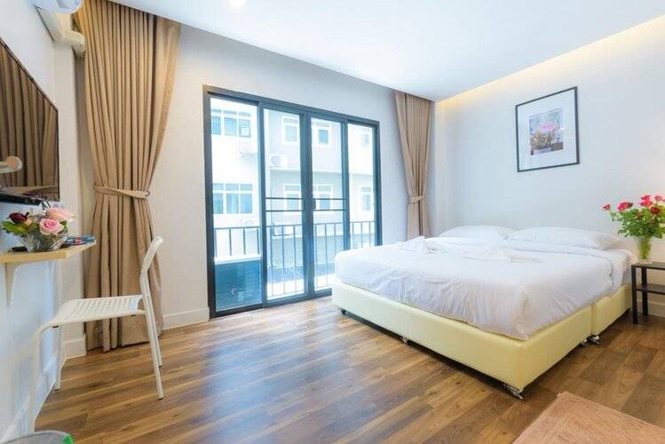 Metro Hotel