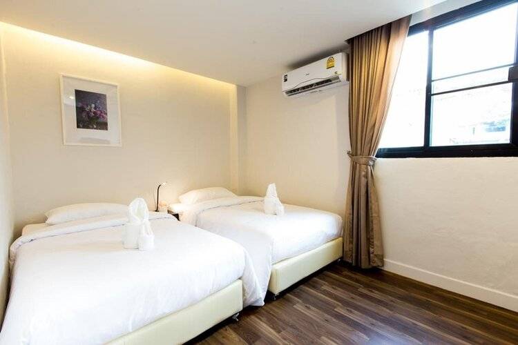 Metro Hotel