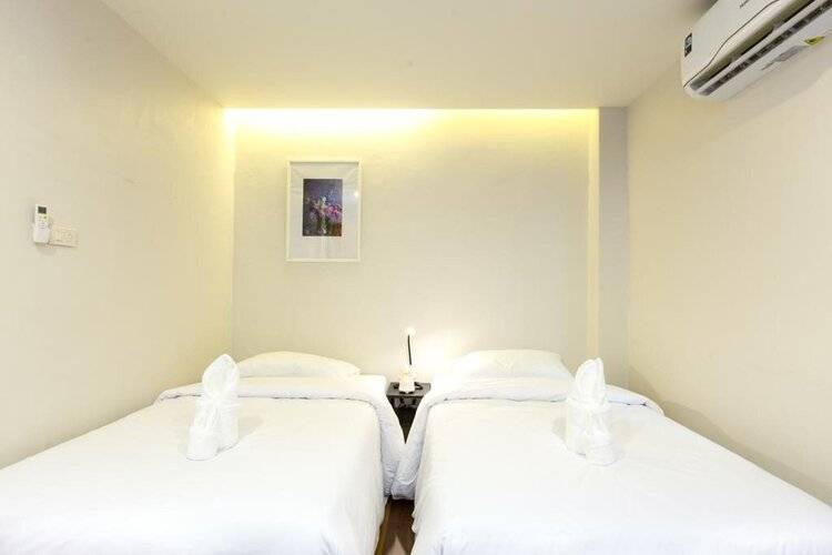 Metro Hotel