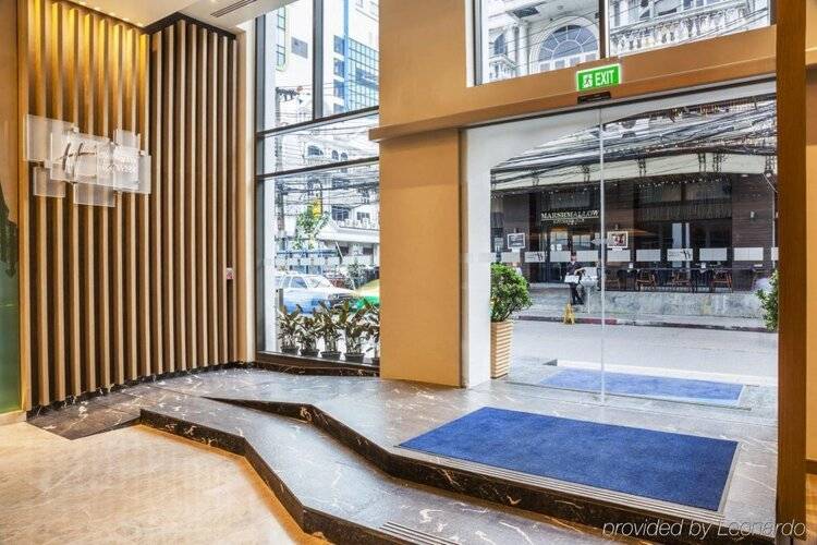 S33 Compact Hotel