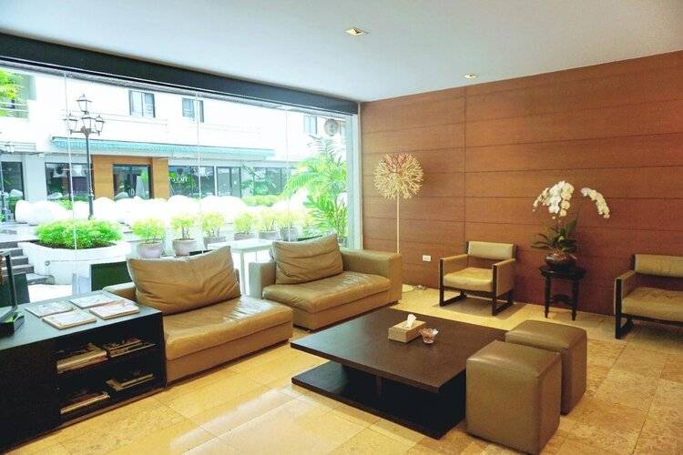 S33 Compact Hotel
