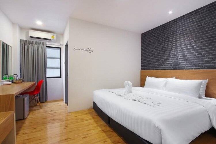 D Varee Xpress Pula Silom