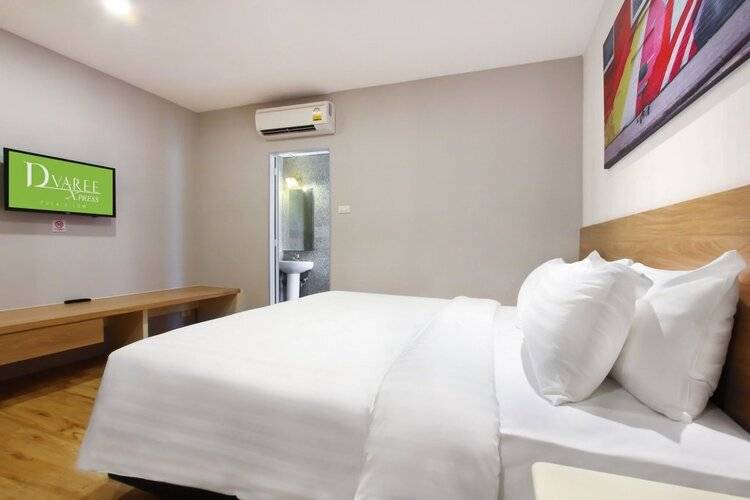 D Varee Xpress Pula Silom