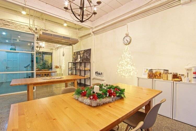 D Varee Xpress Pula Silom