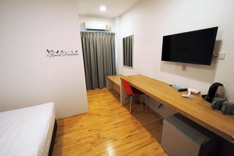 D Varee Xpress Pula Silom
